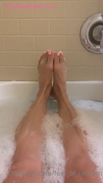 tub feet